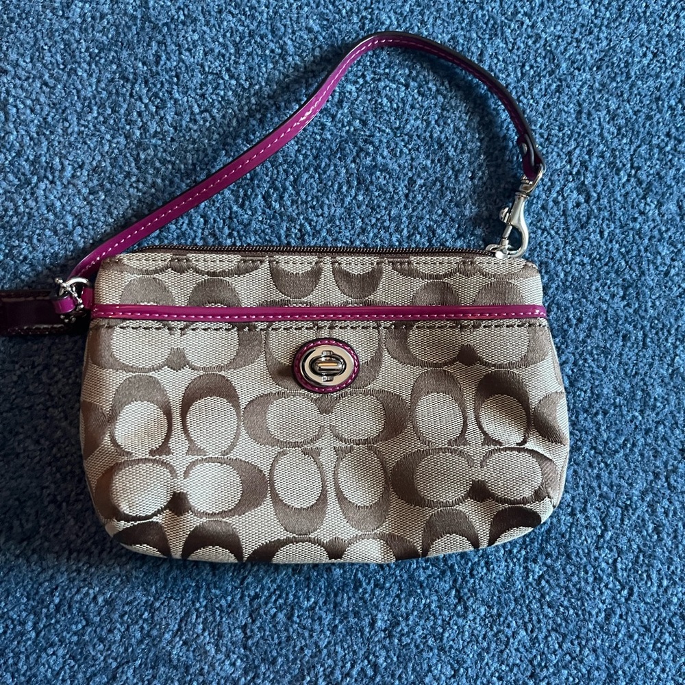 Small Coach wristlet/ purse